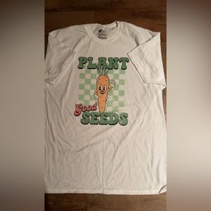 Plant seed shirt size large never worn
